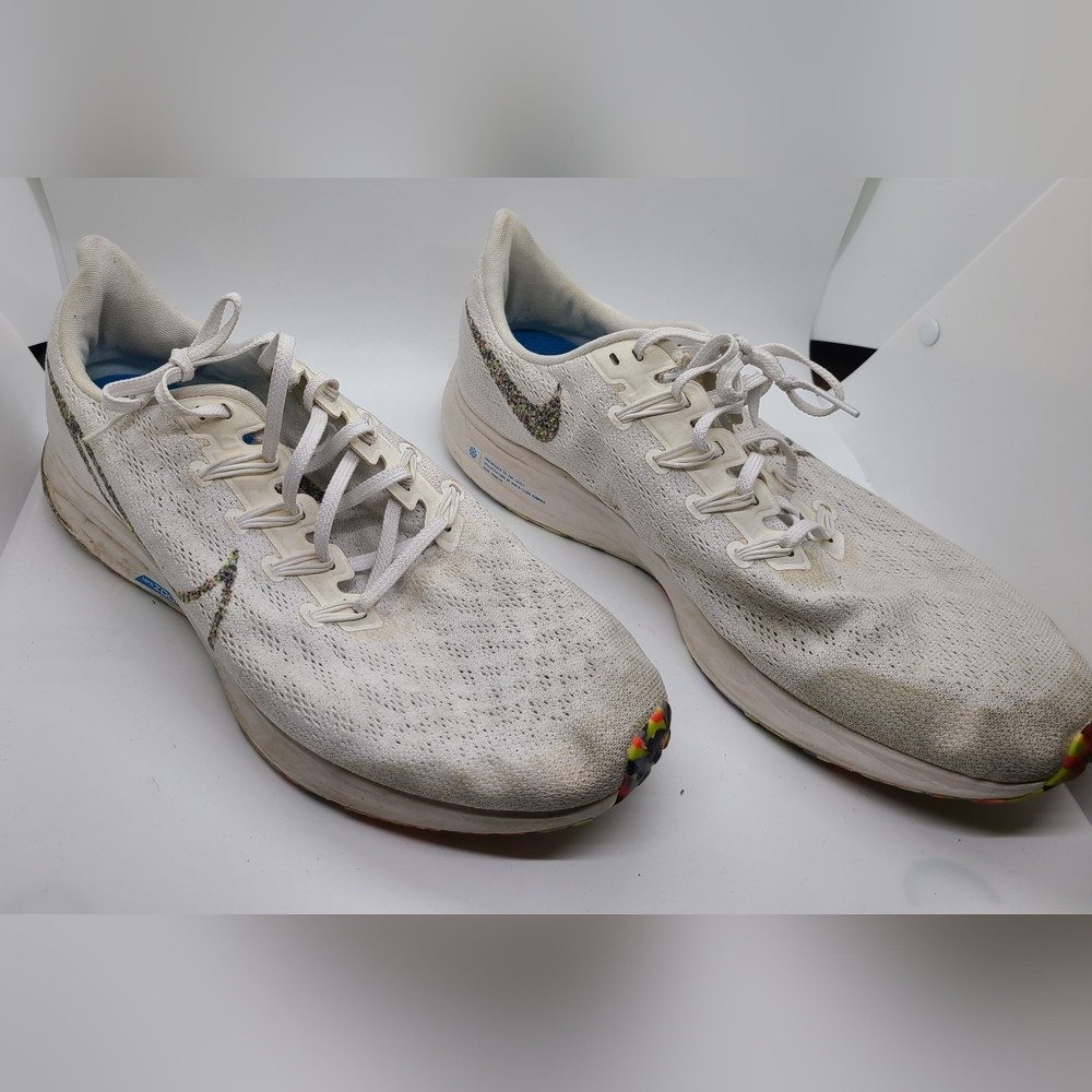 Nike Sneaker Size 10.5